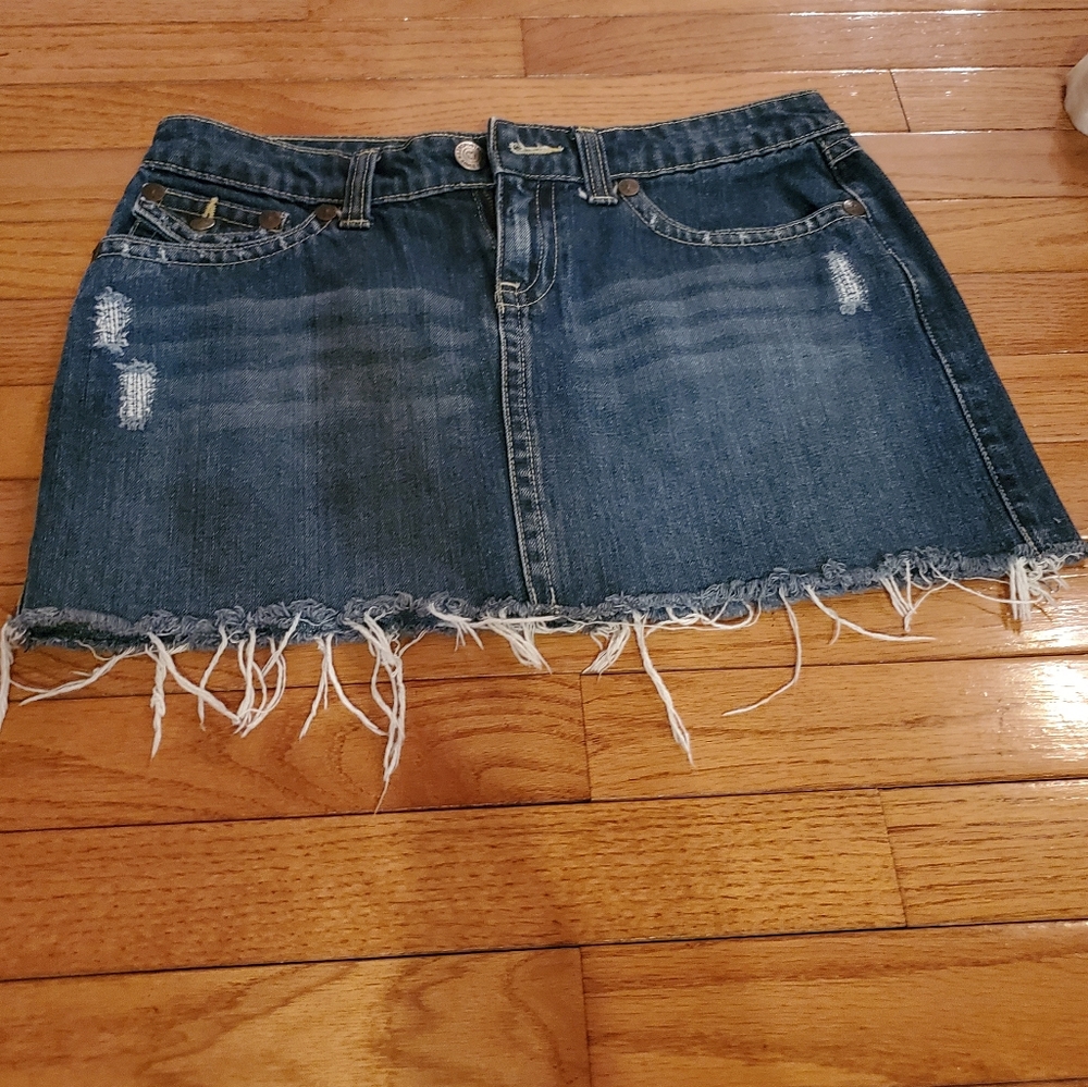 Aeropostale - 5/6 Jean skirt